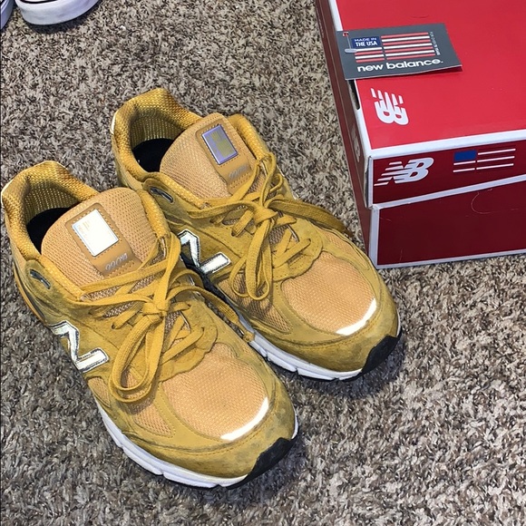 mustard yellow new balance 990